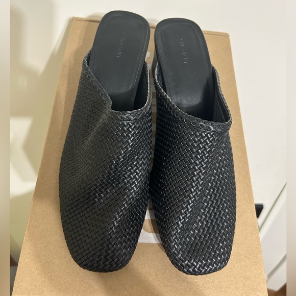 OAK + FORT Black woven slip on heels size 8 - Picture 3 of 5
